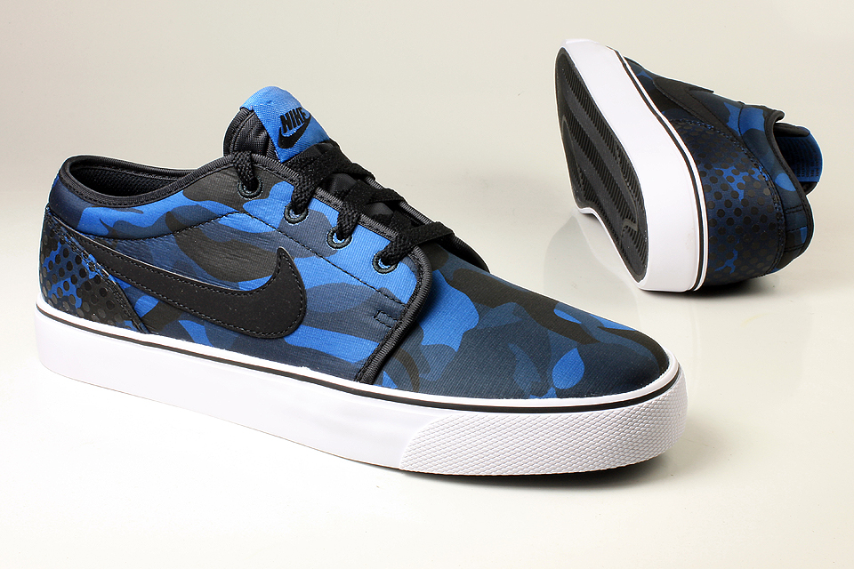 TOKI LOW TXT PRINT 631697-404